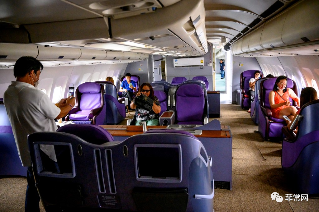 由于旅行限制，飞机咖啡馆在泰国起飞
